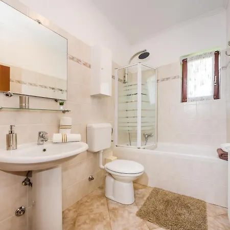 Stana-1 By Interhome Apartmán *