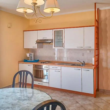Stana-1 By Interhome Daire Diklo